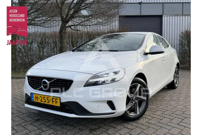 2017 Volvo V40
