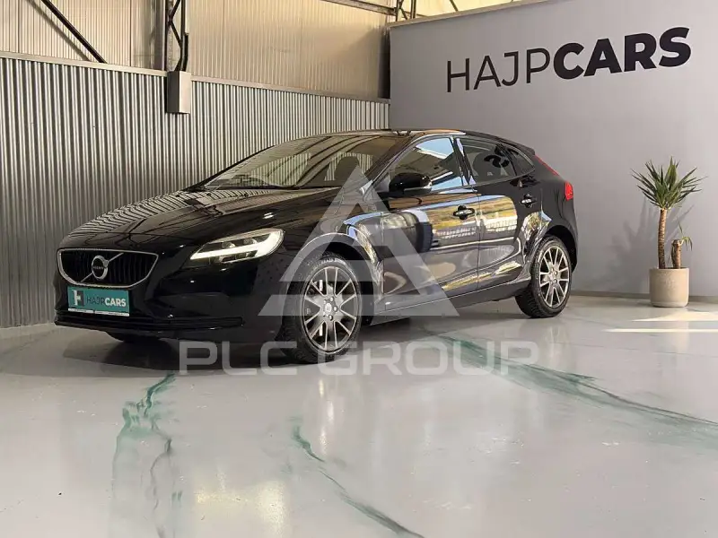 2017 Volvo V40