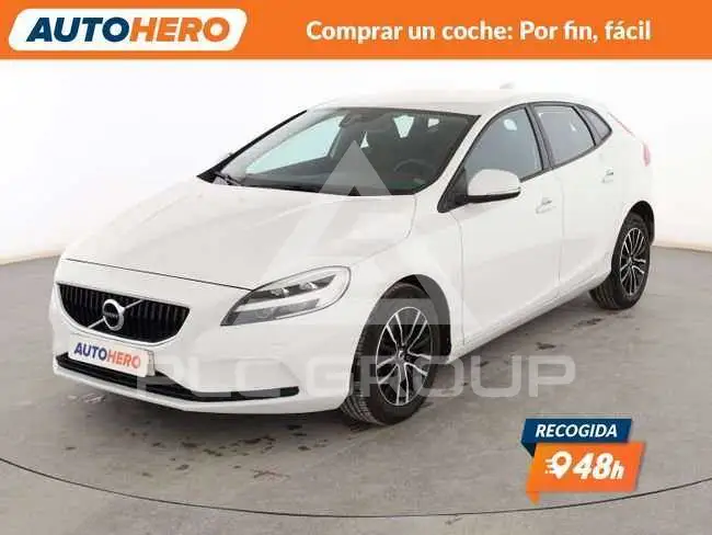 2017 Volvo V40