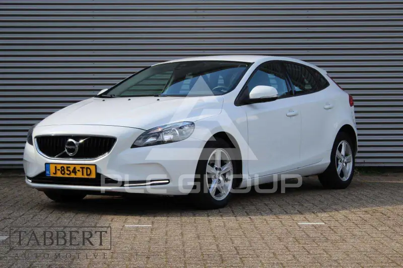 2017 Volvo V40