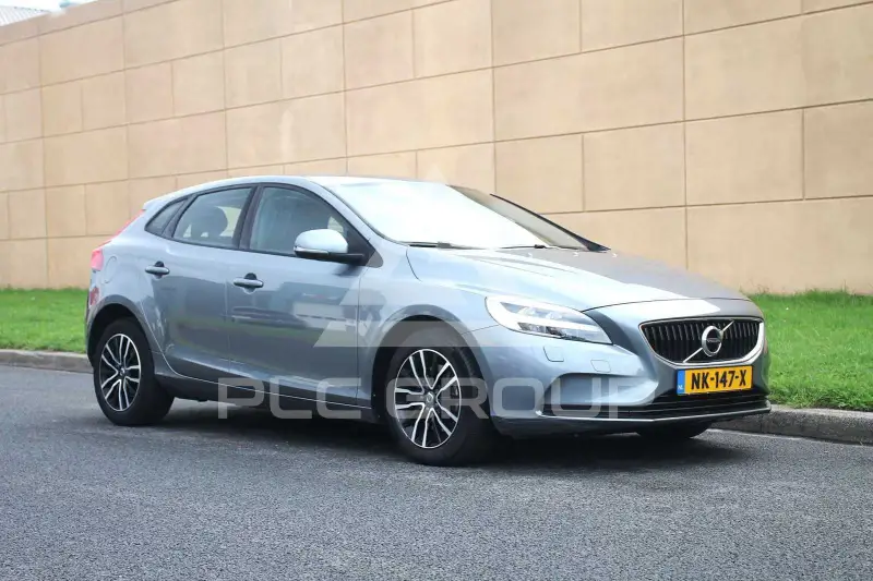 2017 Volvo V40