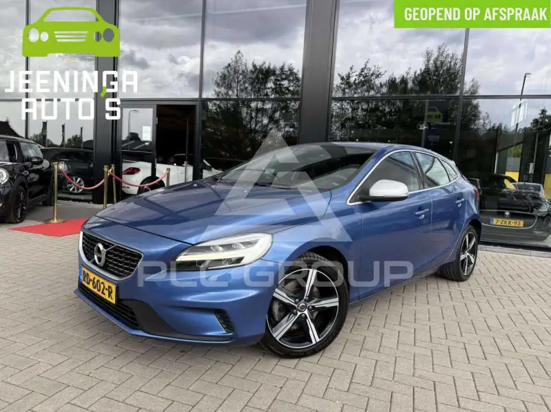 2017 Volvo V40
