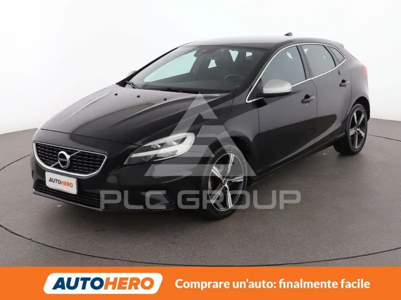 2017 Volvo V40