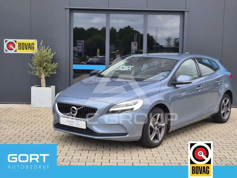 2017 Volvo V40