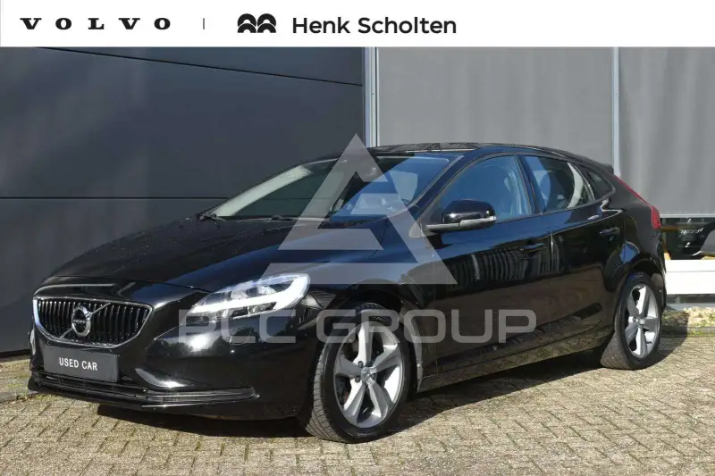 2017 Volvo V40