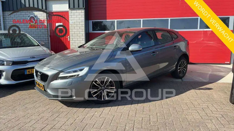 2017 Volvo V40