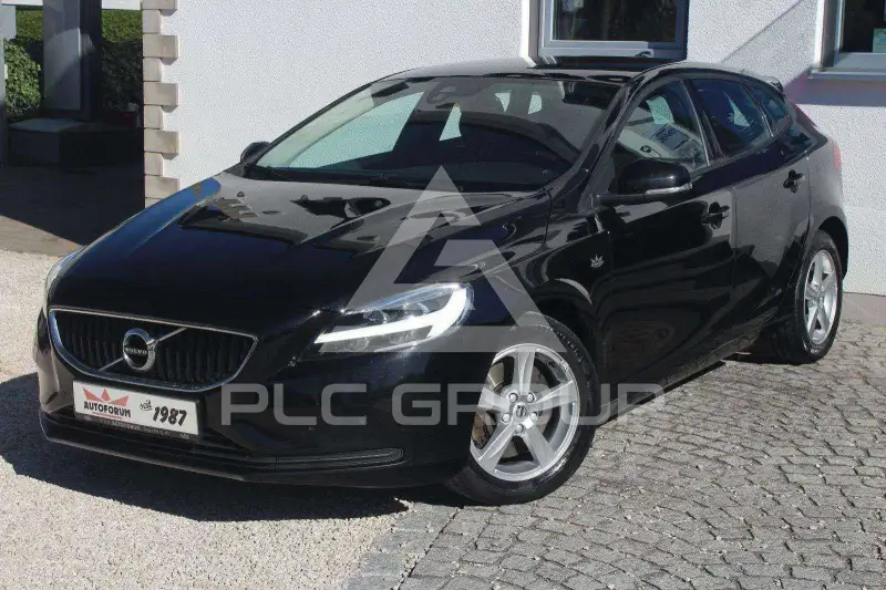2017 Volvo V40