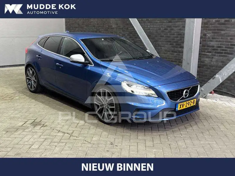 2017 Volvo V40