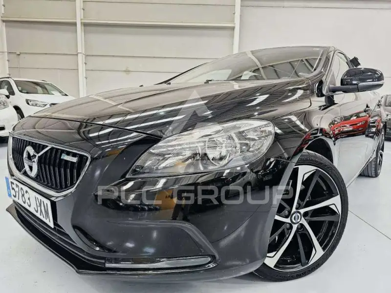2017 Volvo V40