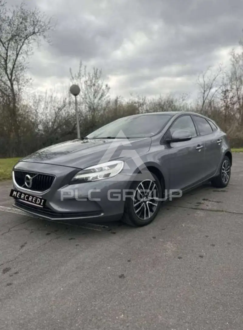2017 Volvo V40