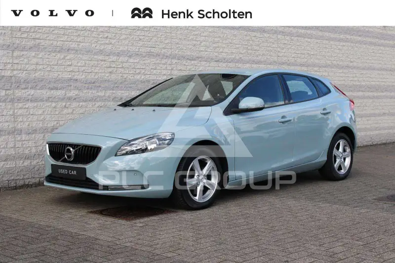 2017 Volvo V40