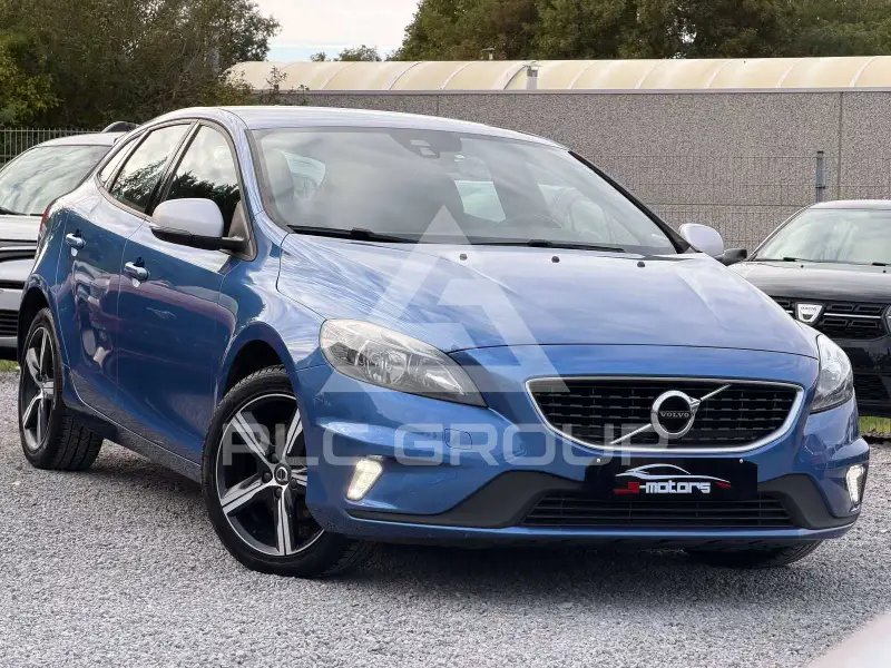2017 Volvo V40