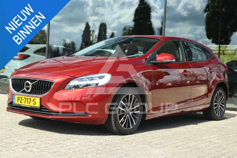 2017 Volvo V40