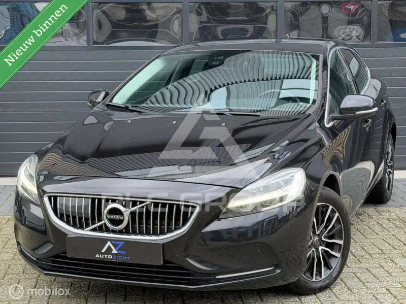 2017 Volvo V40