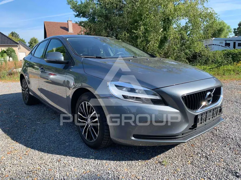 2017 Volvo V40