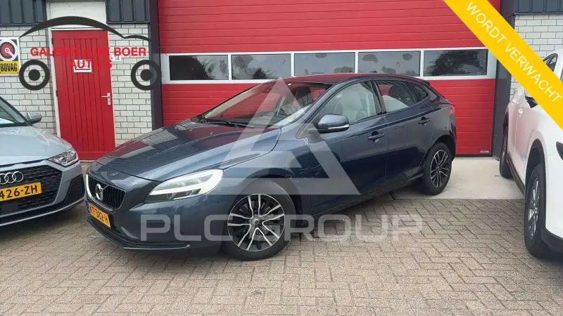 2017 Volvo V40
