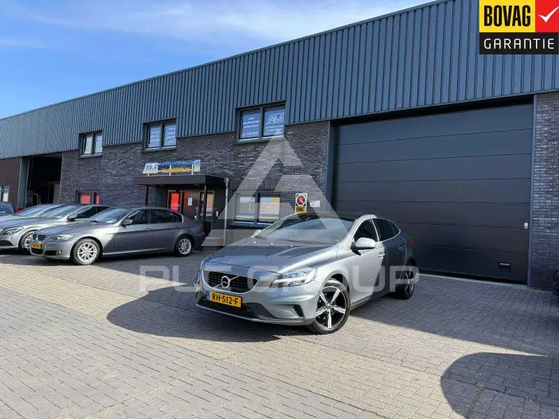 2017 Volvo V40