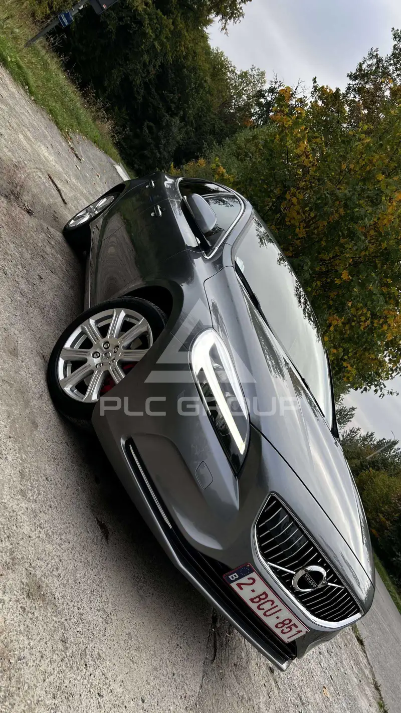 2017 Volvo V40