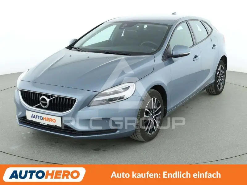 2017 Volvo V40
