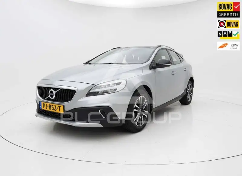 2017 Volvo V40