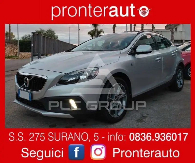 2017 Volvo V40