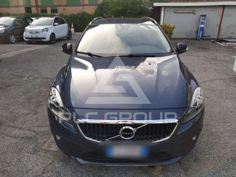 2017 Volvo V40