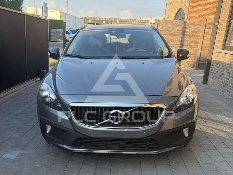 2017 Volvo V40
