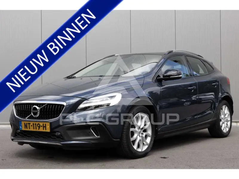 2017 Volvo V40