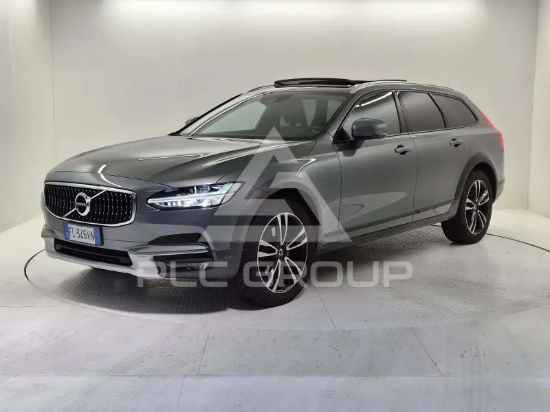 2017 Volvo V90
