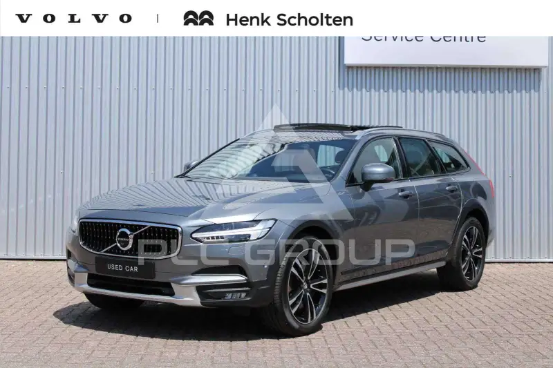 2017 Volvo V90