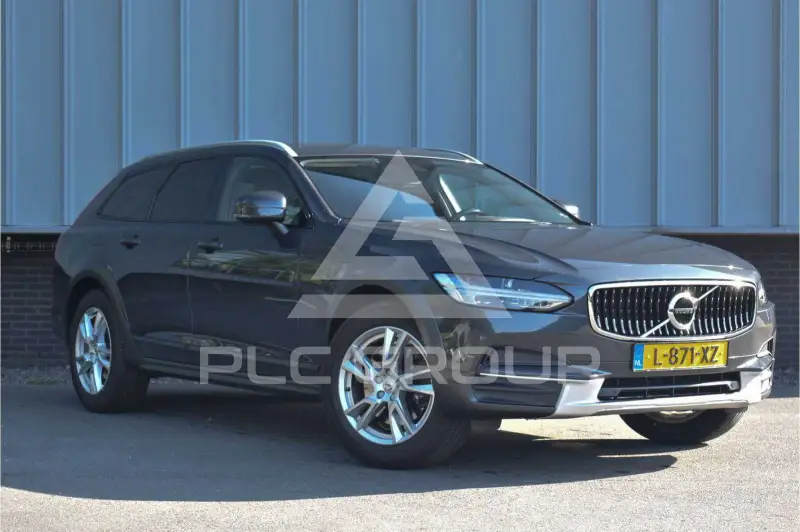 2017 Volvo V90