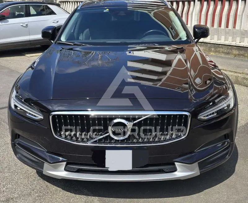 2017 Volvo V90