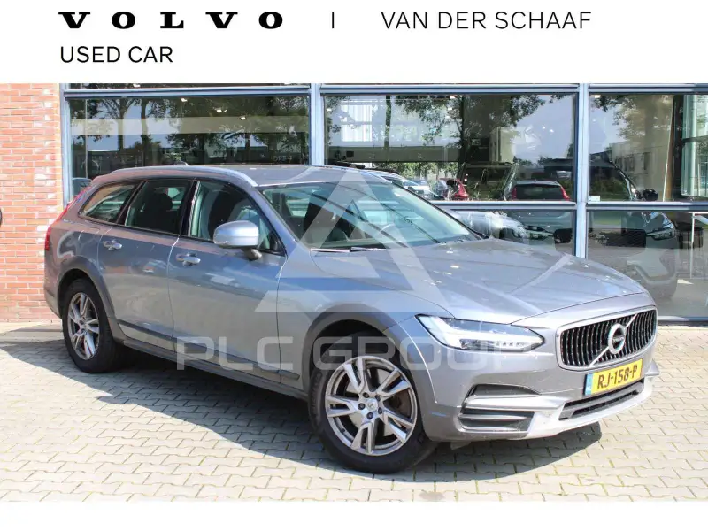 2017 Volvo V90