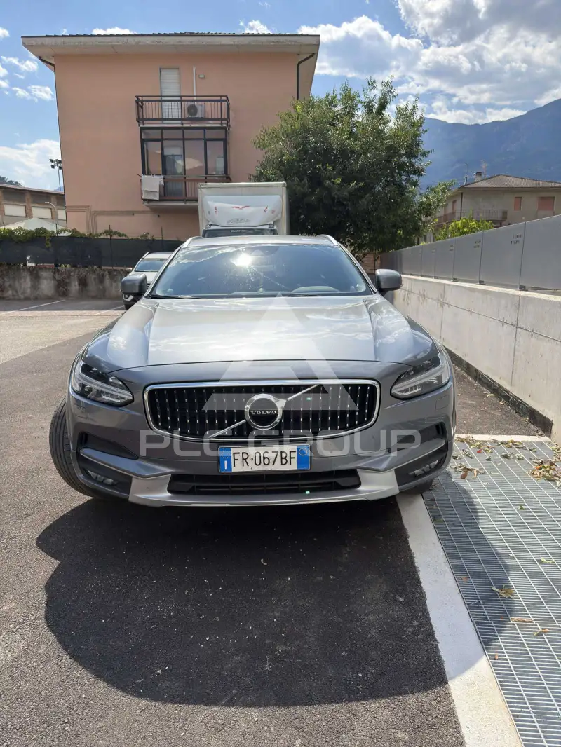 2017 Volvo V90