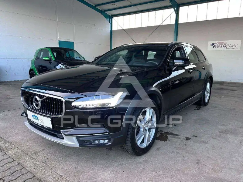 2017 Volvo V90
