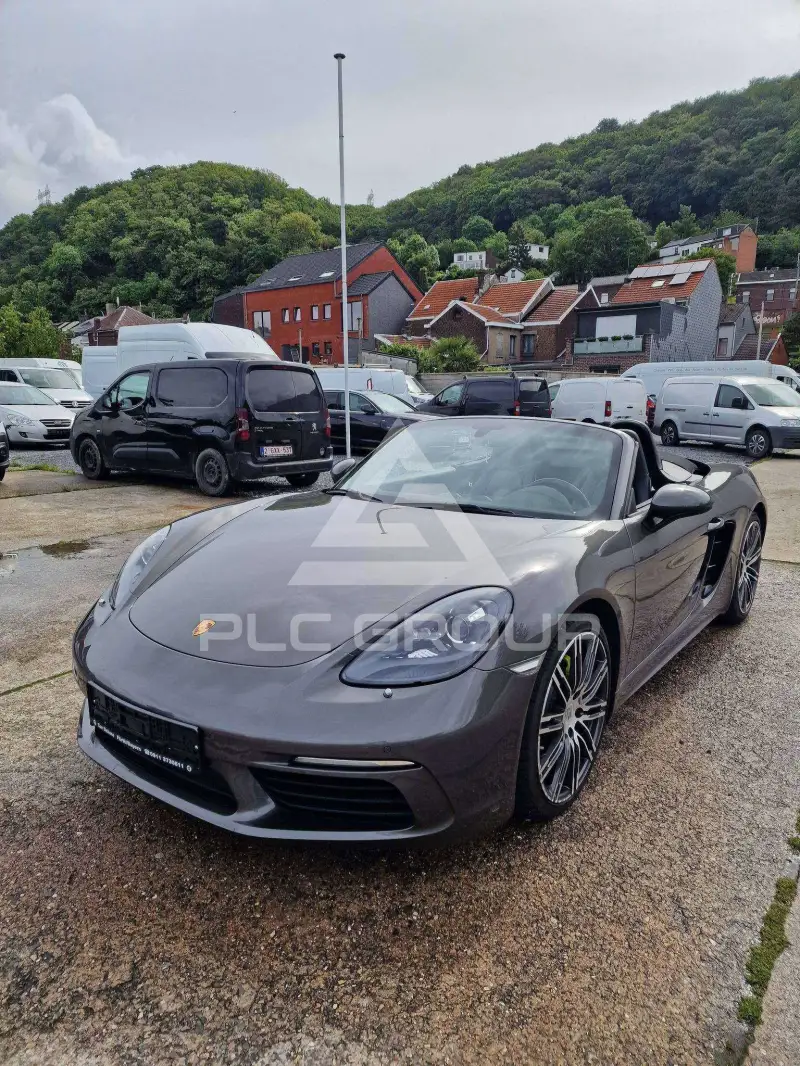 2017 Porsche 718