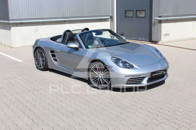 2017 Porsche 718