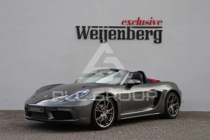 2017 Porsche 718
