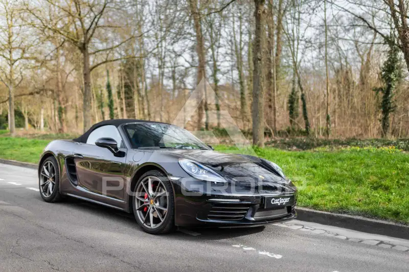 2017 Porsche 718