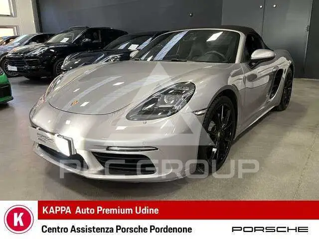2017 Porsche 718