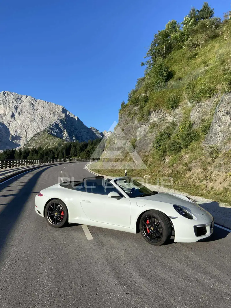 2017 Porsche 911(991)