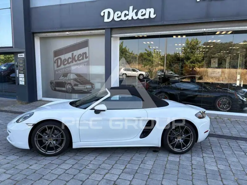 2017 Porsche BOXSTER