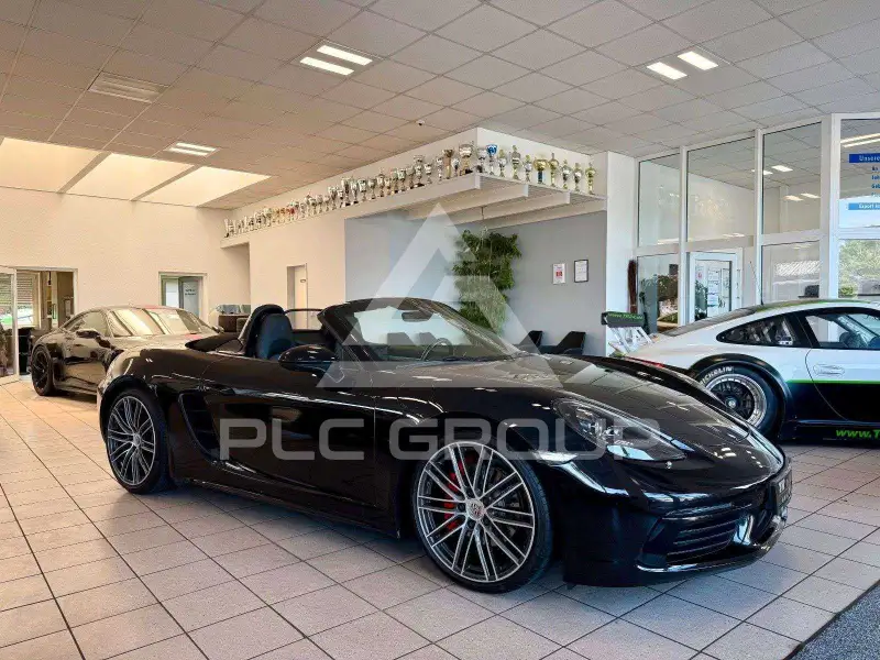 2017 Porsche BOXSTER