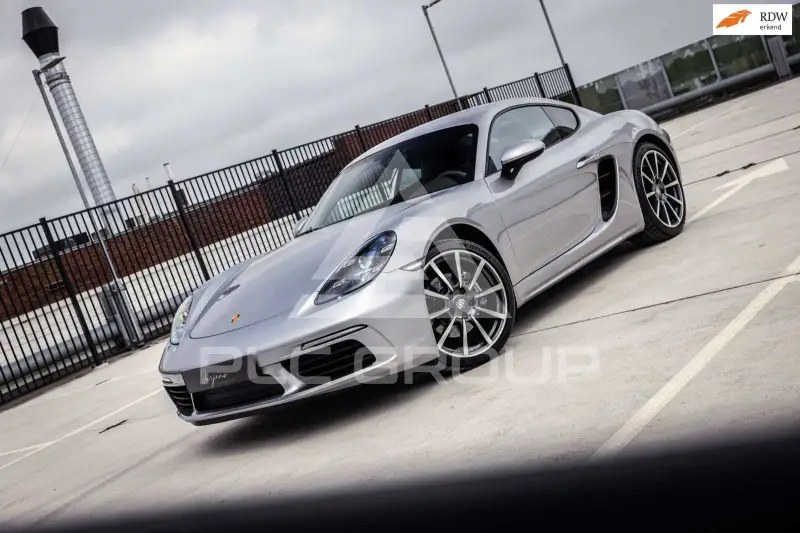 2017 Porsche 718
