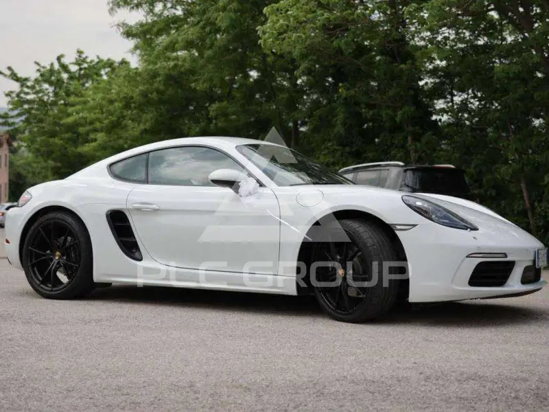 2017 Porsche Cayman