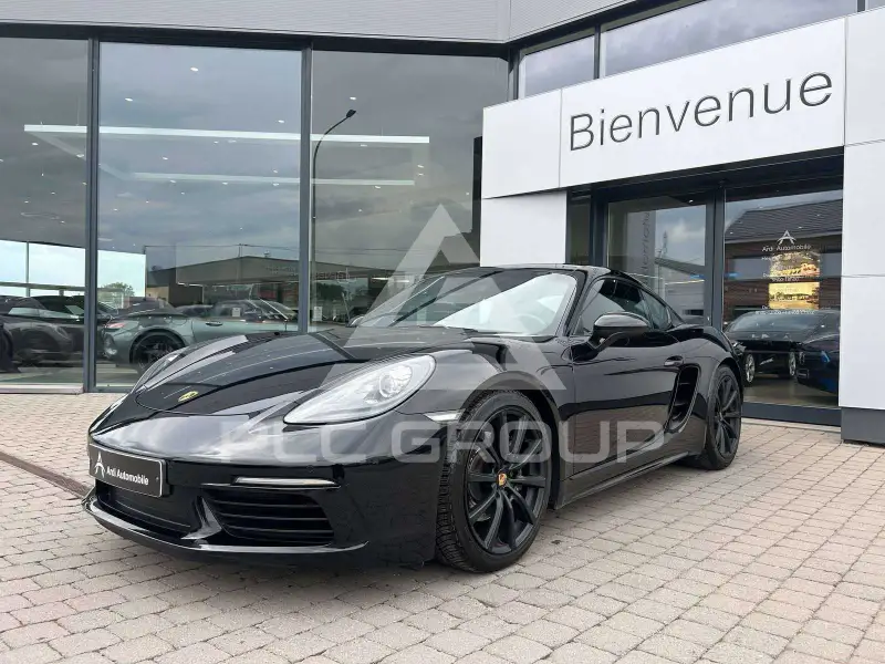 2017 Porsche Cayman