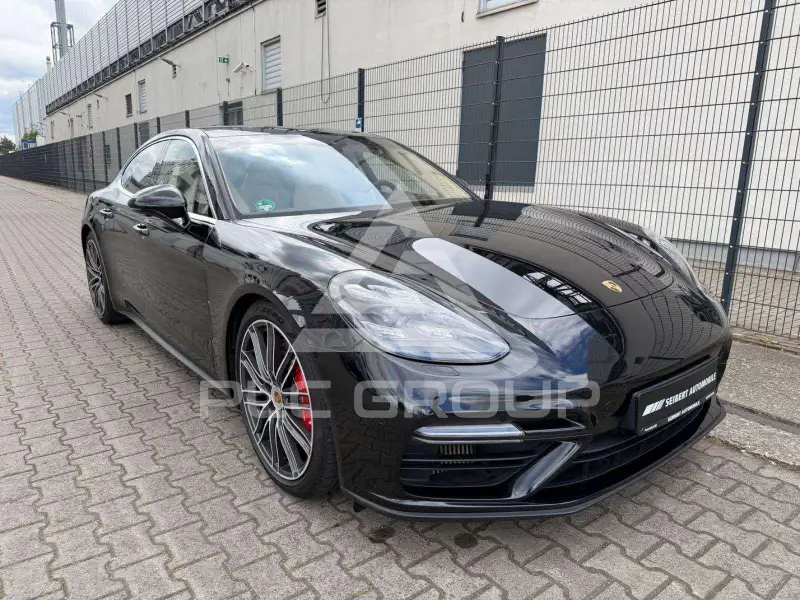 2017 Porsche Panamera