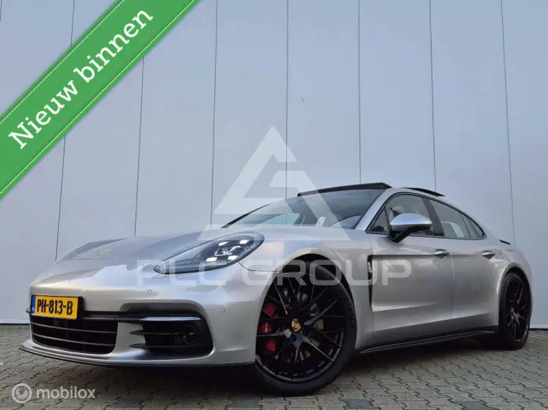 2017 Porsche Panamera