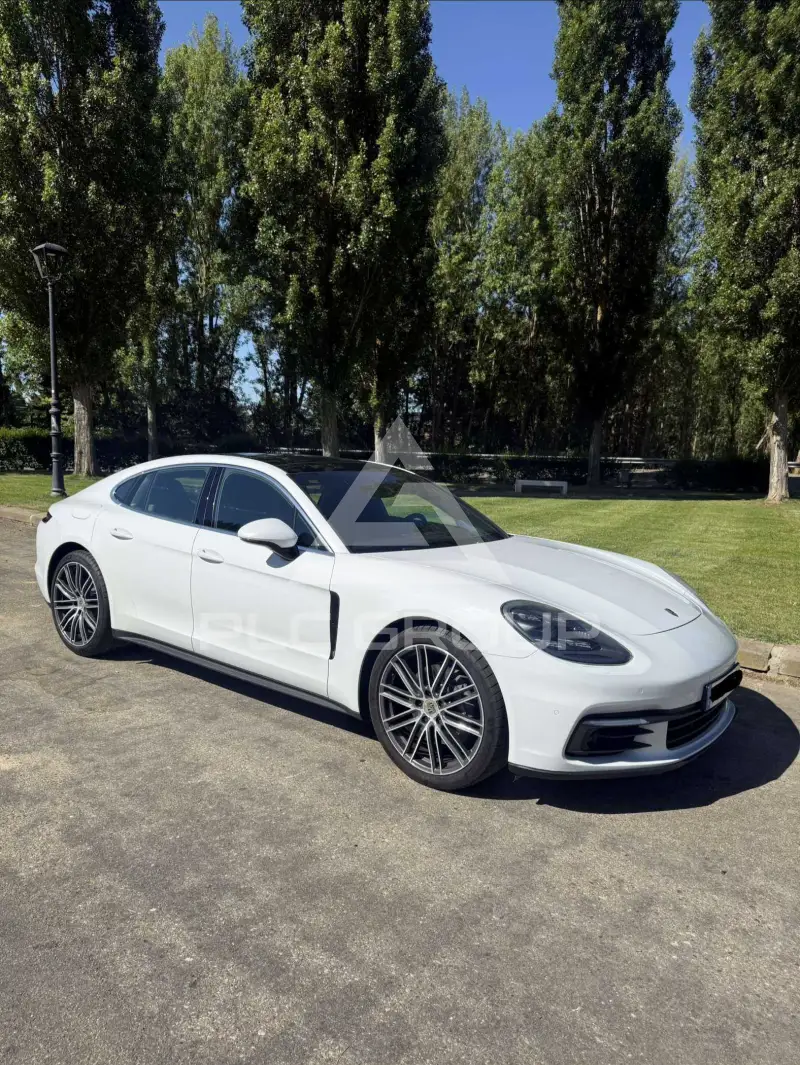 2017 Porsche Panamera