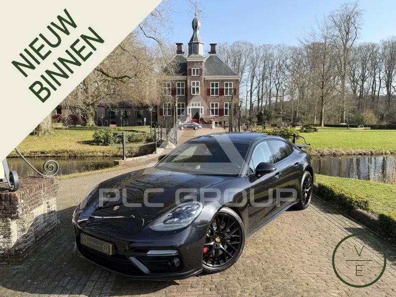 2017 Porsche Panamera